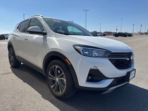 Used 2022 Buick Encore GX Select image 4