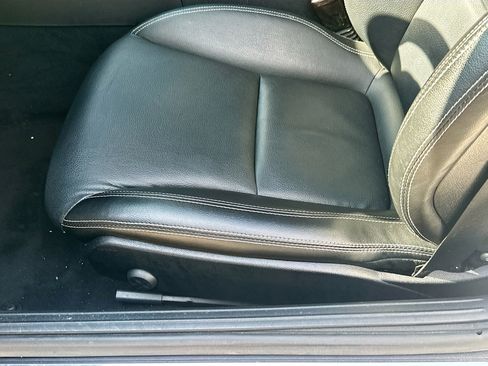 Used 2019 Mercedes-Benz SLC 300 image 18