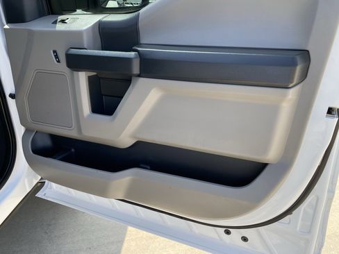 Used 2022 Ford F250 XL w/ STX Appearance Package image 14