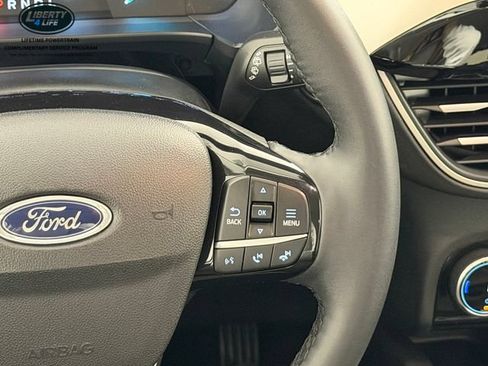 Used 2022 Ford Escape SE w/ Convenience Package FWD image 30