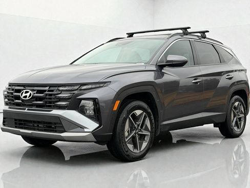 Certified 2025 Hyundai Tucson SEL image 6