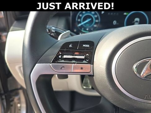 Certified 2024 Hyundai Tucson Limited AWD/4WD image 17