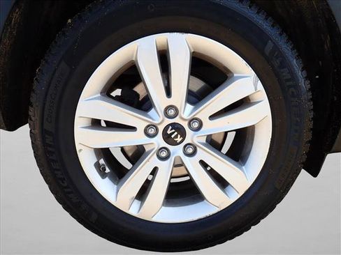 Used 2018 Kia Sportage LX AWD/4WD image 7