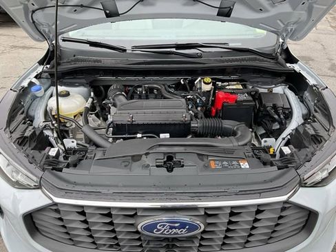 Used 2025 Ford Escape Active w/ Cold Weather Package AWD/4WD image 38
