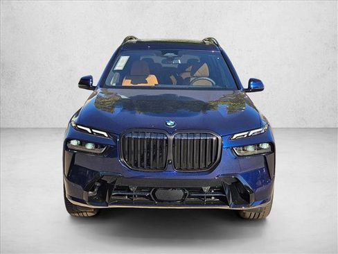 New 2026 BMW X7 xDrive40i w/ M Sport Package image 2