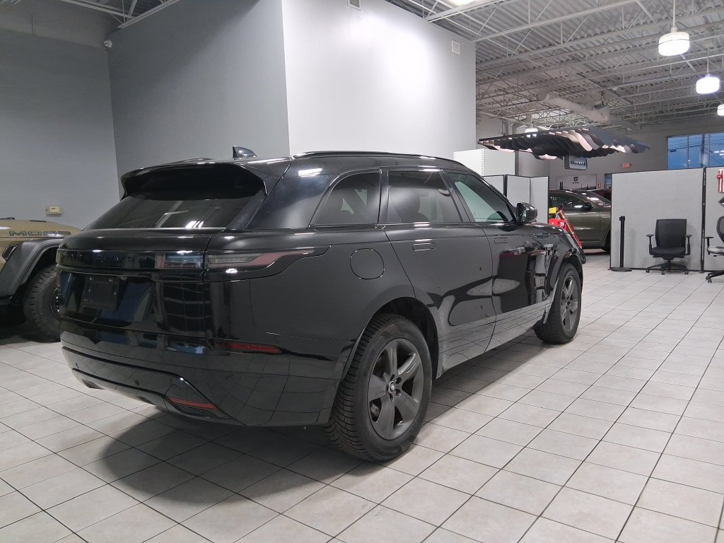 Used 2025 Land Rover Range Rover Velar Dynamic SE AWD/4WD image 7