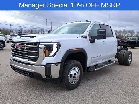 New 2026 GMC Sierra 3500 SLE AWD/4WD image 23