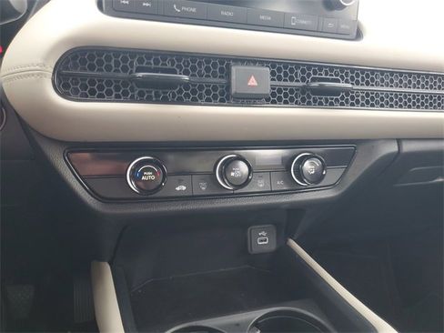 Certified 2025 Honda HR-V LX image 20