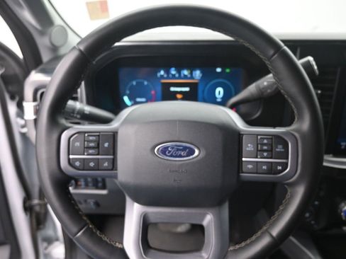 Used 2025 Ford F450 Lariat w/ Chrome Package image 31