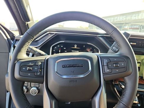 New 2026 GMC Sierra 3500 Denali Ultimate w/ LPO, Black Badging Package AWD/4WD image 15