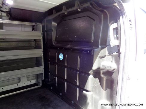 Used 2019 Ford Transit 250 130 Low Roof RWD image 29