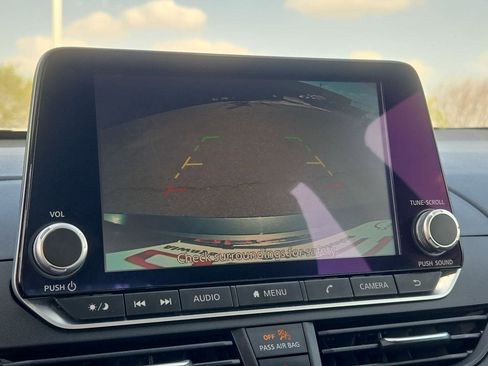Certified 2025 Nissan Altima 2.5 S FWD image 23