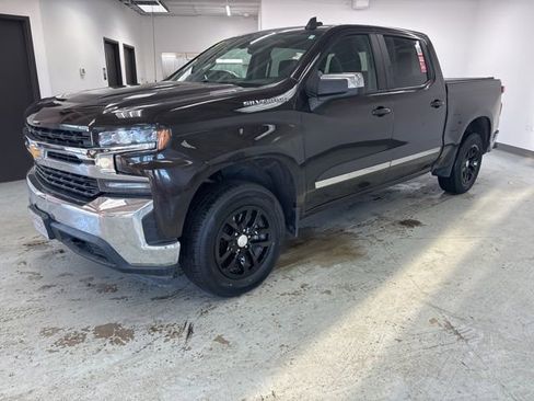 Used 2019 Chevrolet Silverado 1500 LT w/ All-Star Edition image 4