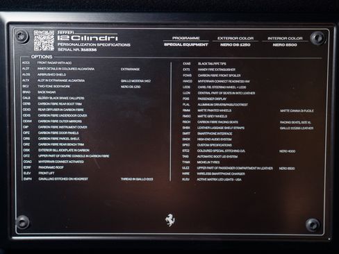 Used 2025 Ferrari 12Cilindri RWD image 3