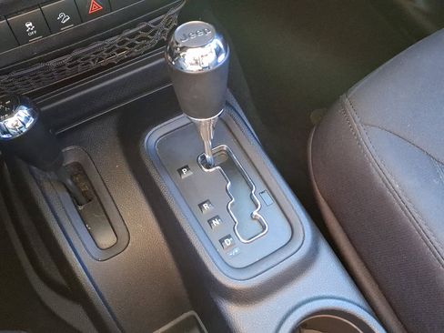 Certified 2015 Jeep Wrangler Unlimited Sport w/ Quick Order Package 24S image 14