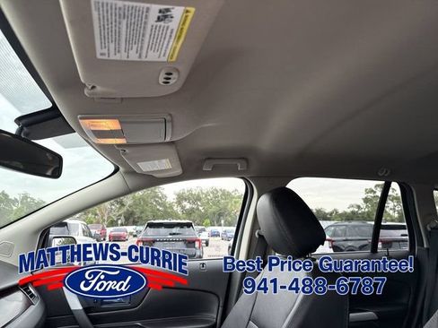 Used 2013 Ford Edge Limited w/ Driver Entry Pkg FWD image 12