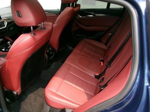 Used 2022 BMW X4 xDrive30i AWD/4WD image 19
