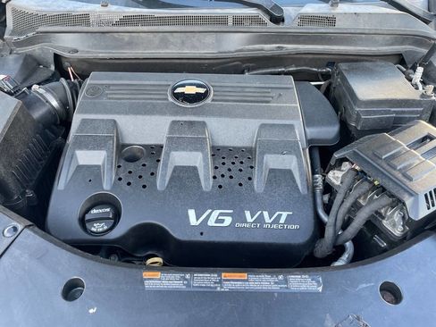 Used 2016 Chevrolet Equinox LTZ w/ Enhanced Convenience Package image 38