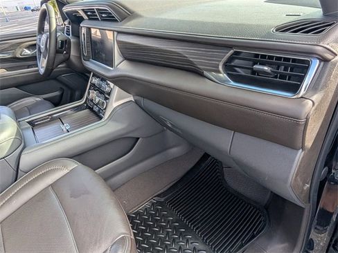 Certified 2023 GMC Yukon Denali image 17