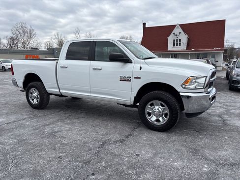 Used 2018 RAM 2500 SLT image 1