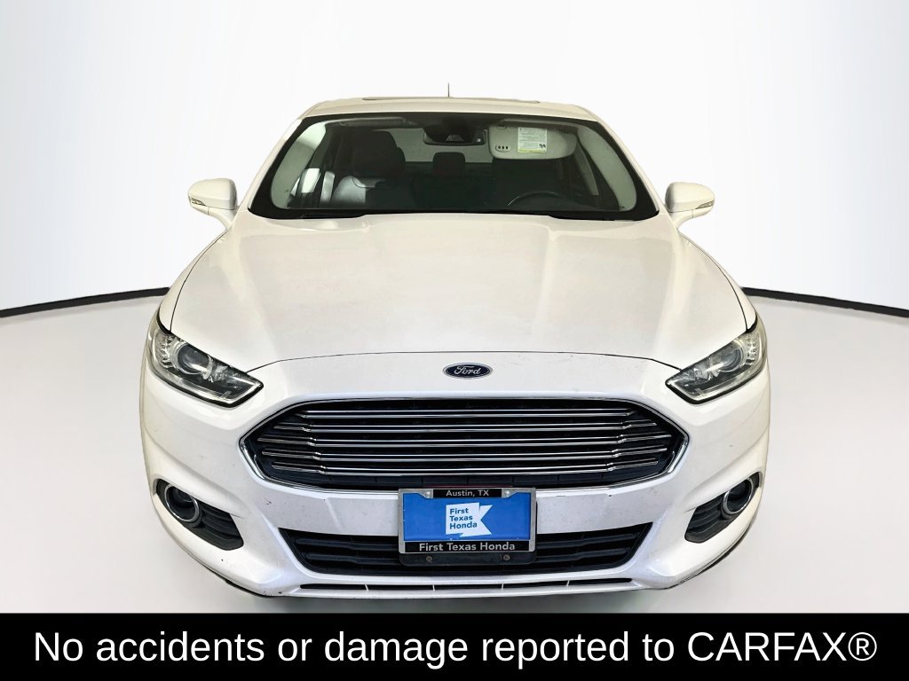 Used 2016 Ford Fusion SE w/ Equipment Group 202A AWD/4WD image 2