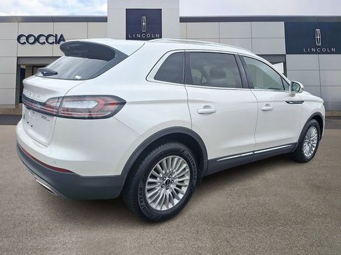 Certified 2019 Lincoln Nautilus Premier AWD/4WD image 4