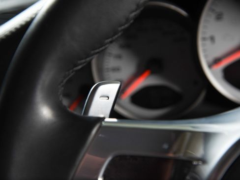 Used 2011 Porsche 911 Turbo S image 30