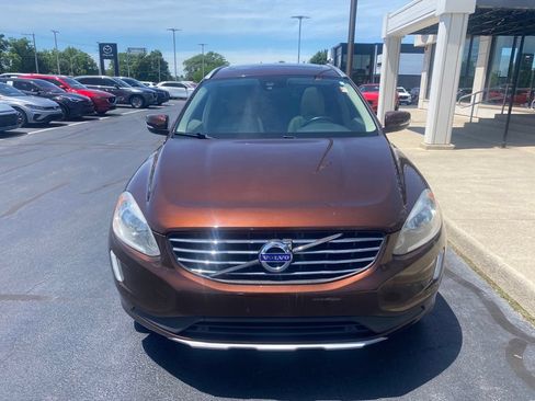Used 2016 Volvo XC60 T5 Premier w/ Proximity Package FWD image 3