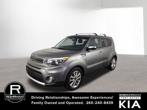 Used 2018 Kia Soul + image 1