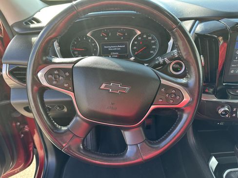 Used 2020 Chevrolet Traverse RS w/ LPO, Floor Liner Package image 27