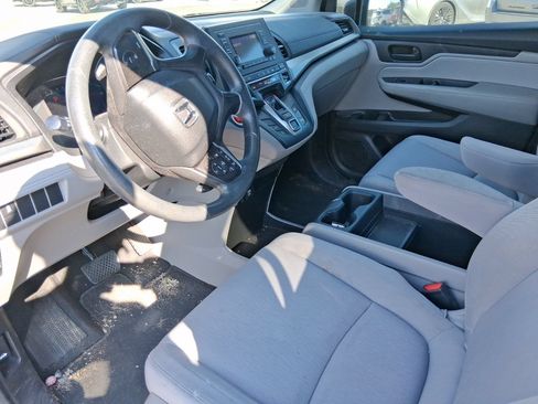 Used 2018 Honda Odyssey LX image 6