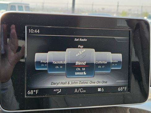 Used 2018 Mercedes-Benz GLC 300 image 23