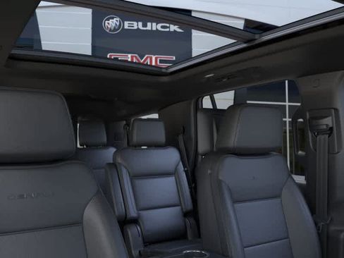 New 2026 GMC Yukon Denali w/ Denali Reserve Package AWD/4WD image 24