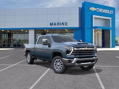 New 2026 Chevrolet Silverado 2500 LTZ w/ LTZ Premium Package AWD/4WD image 1