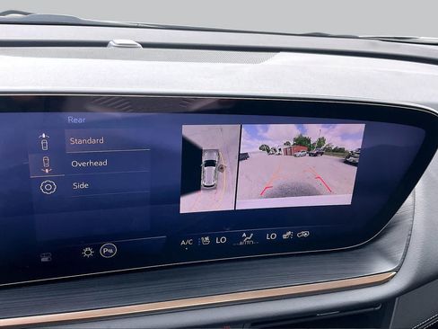 Certified 2025 Buick Envision Avenir AWD/4WD image 27