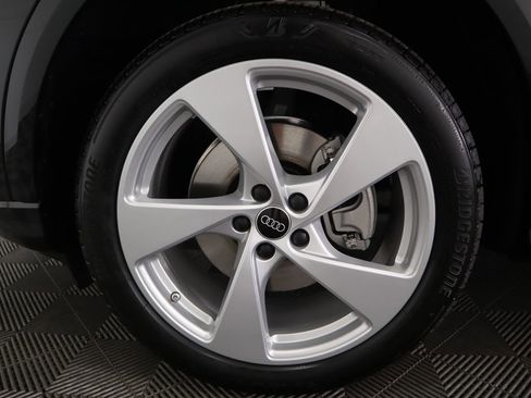 Certified 2025 Audi Q5 Premium Plus w/ Premium Plus image 33