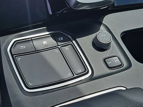 Certified 2024 Acura MDX SH-AWD w/ Technology Package image 22