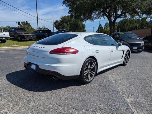 Used 2016 Porsche Panamera 4 AWD/4WD image 5