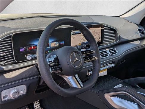 New 2026 Mercedes-Benz GLS 450 4MATIC image 3