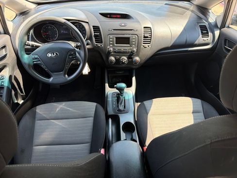 Used 2016 Kia Forte LX FWD image 18