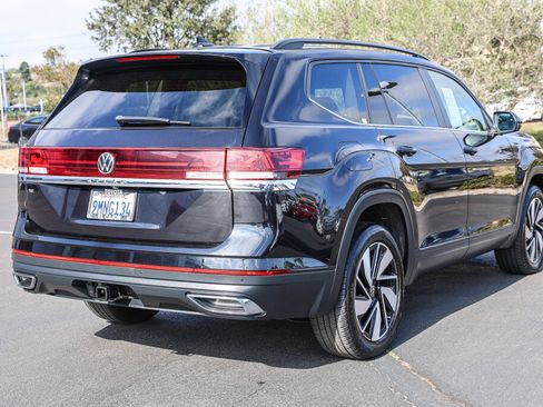 Used 2024 Volkswagen Atlas SE FWD image 26