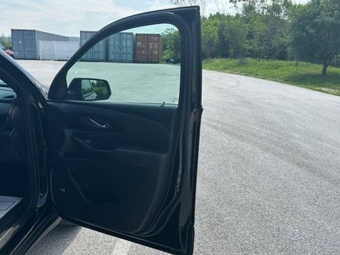 Certified 2023 Chevrolet Traverse RS image 39