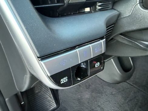 Used 2024 Hyundai Ioniq 5 SEL image 31