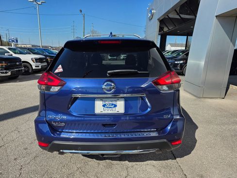Used 2020 Nissan Rogue SV image 5