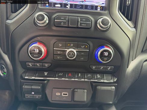 Used 2022 GMC Sierra 2500 AT4 w/ Gooseneck/5TH Wheel Package AWD/4WD image 28