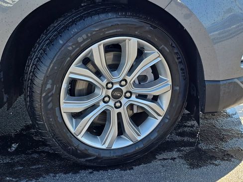 Used 2024 Ford Edge Titanium AWD/4WD image 46