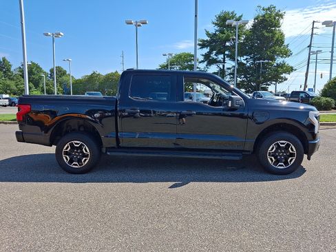 Certified 2023 Ford F150 Lightning XLT AWD/4WD image 12