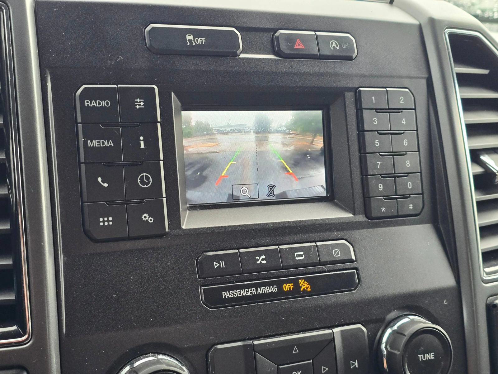 Used 2018 Ford F150 XLT AWD/4WD image 27