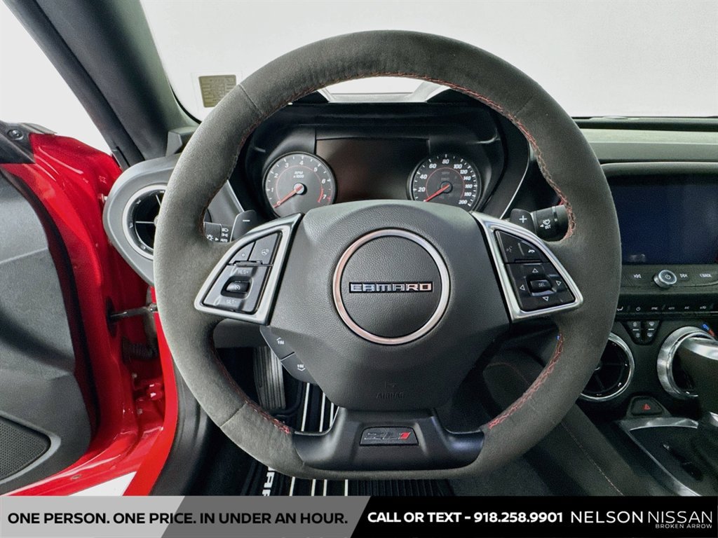 Used 2018 Chevrolet Camaro ZL1 RWD image 11