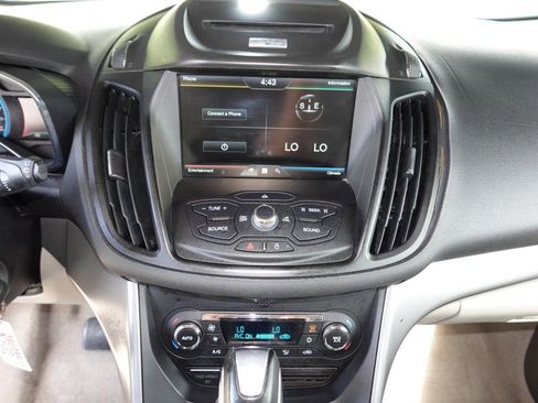 Used 2015 Ford C-MAX SE w/ Equipment Group 202A FWD image 14